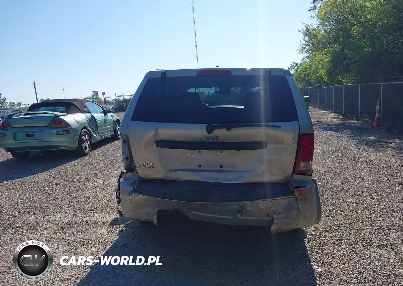 2008 Jeep Grand Cherokee Laredo VIN:1J8GR48K78C165077 - 17