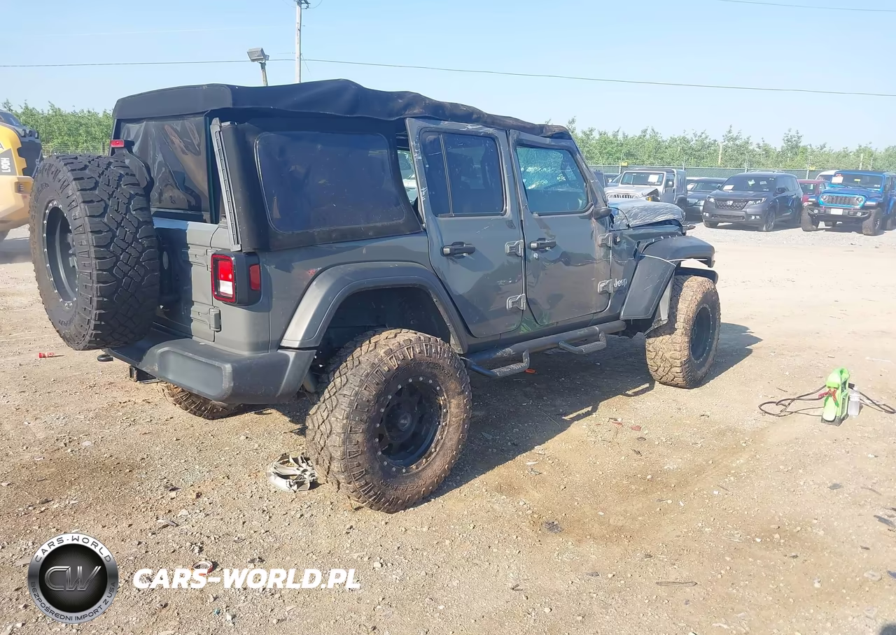 2020 Jeep Wrangler Unlimited Sport S 4X4 VIN:1C4HJXDNXLW261488 - 4
