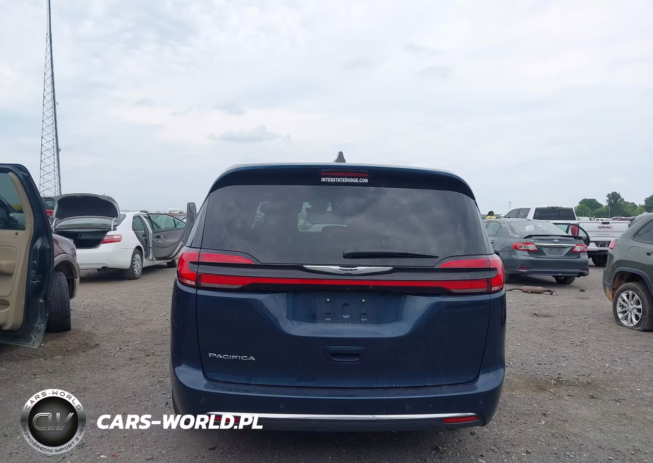 2025 Chrysler Pacifica Select VIN:2C4RC1BG0SR587551 - 16