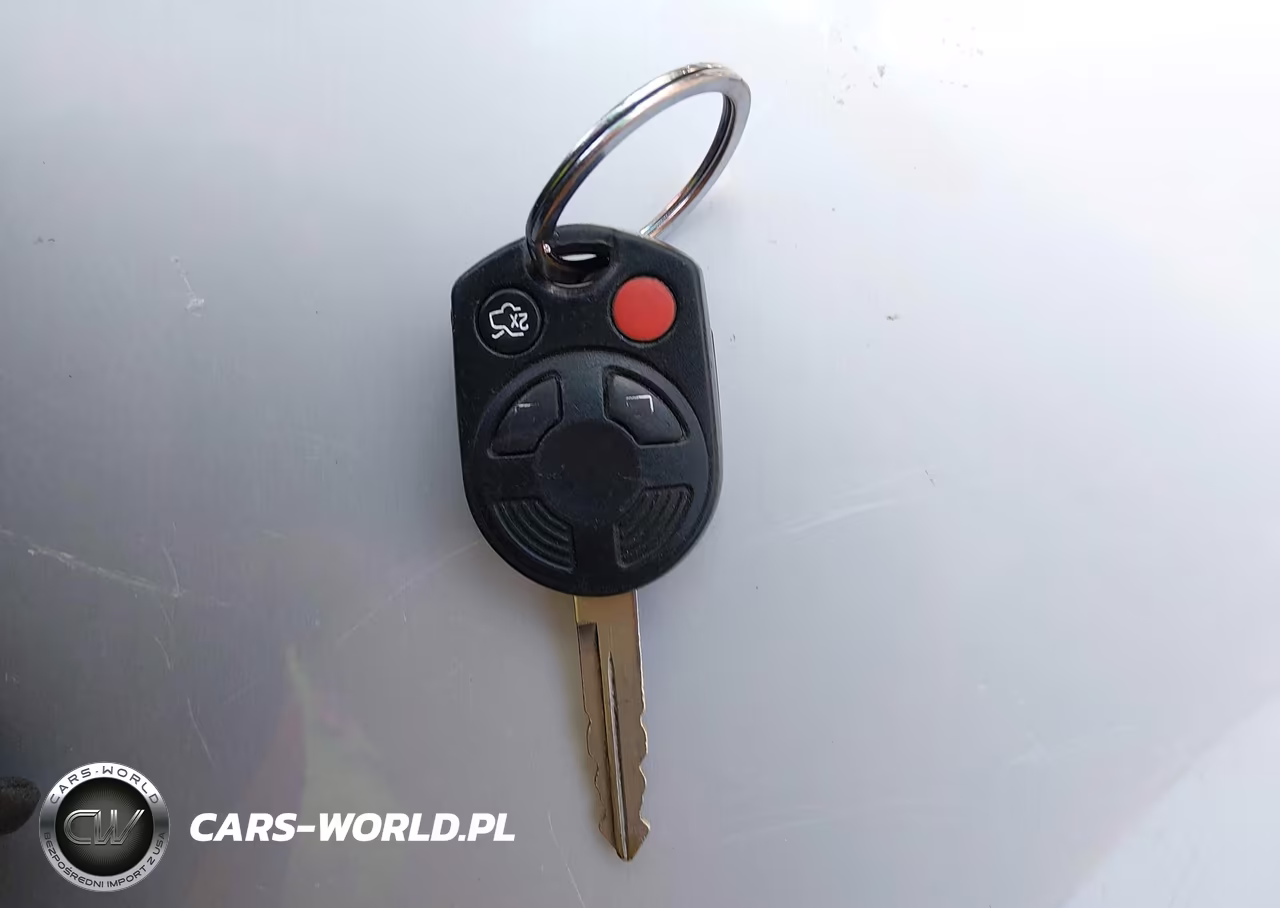 2010 Ford Fusion Hybrid VIN:3FADP0L38AR294421 - 11
