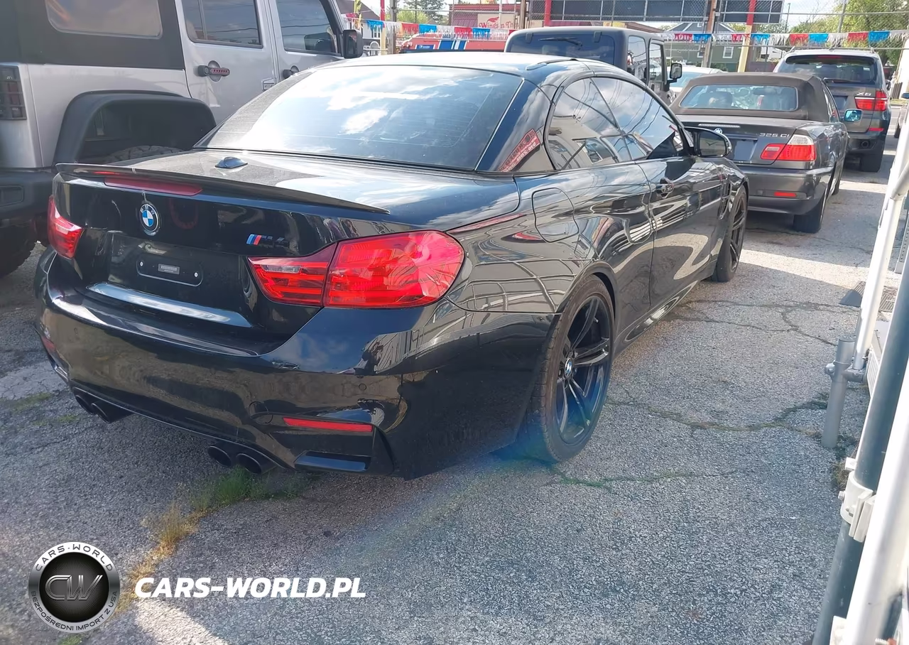 2016 BMW M4 VIN:WBS3U9C53GP970223 - 4