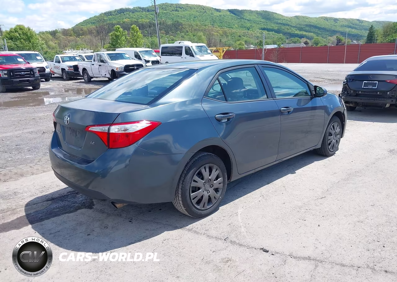 2016 Toyota Corolla Le VIN:2T1BURHE1GC611740 - 4
