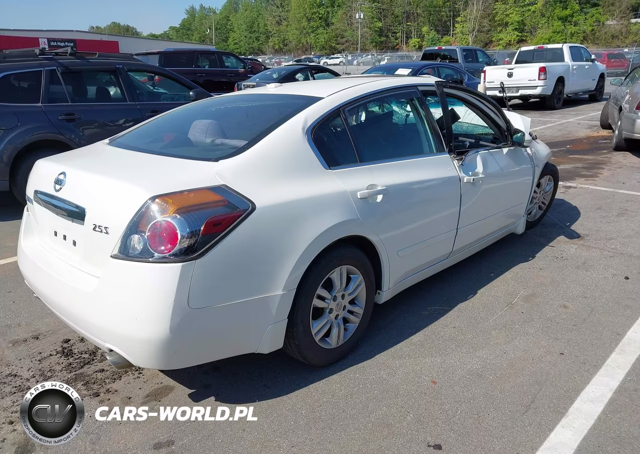 2012 Nissan Altima 2.5 S VIN:1N4AL2AP5CC152058 - 4