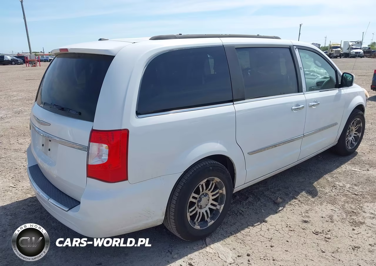 2014 Chrysler Town & Country Touring VIN:2C4RC1BG3ER475430 - 4