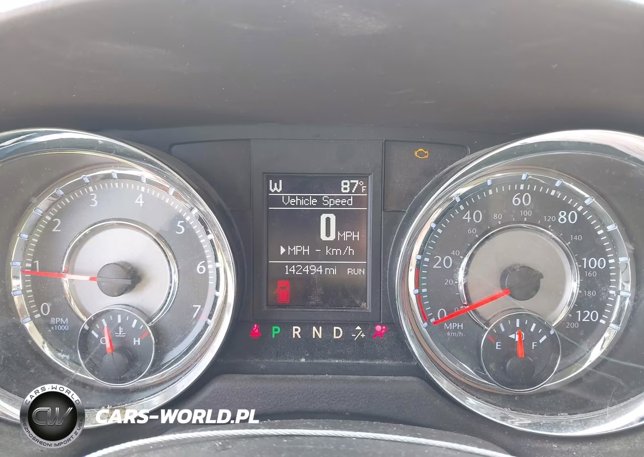 2014 Chrysler Town & Country Touring VIN:2C4RC1BG3ER475430 - 7