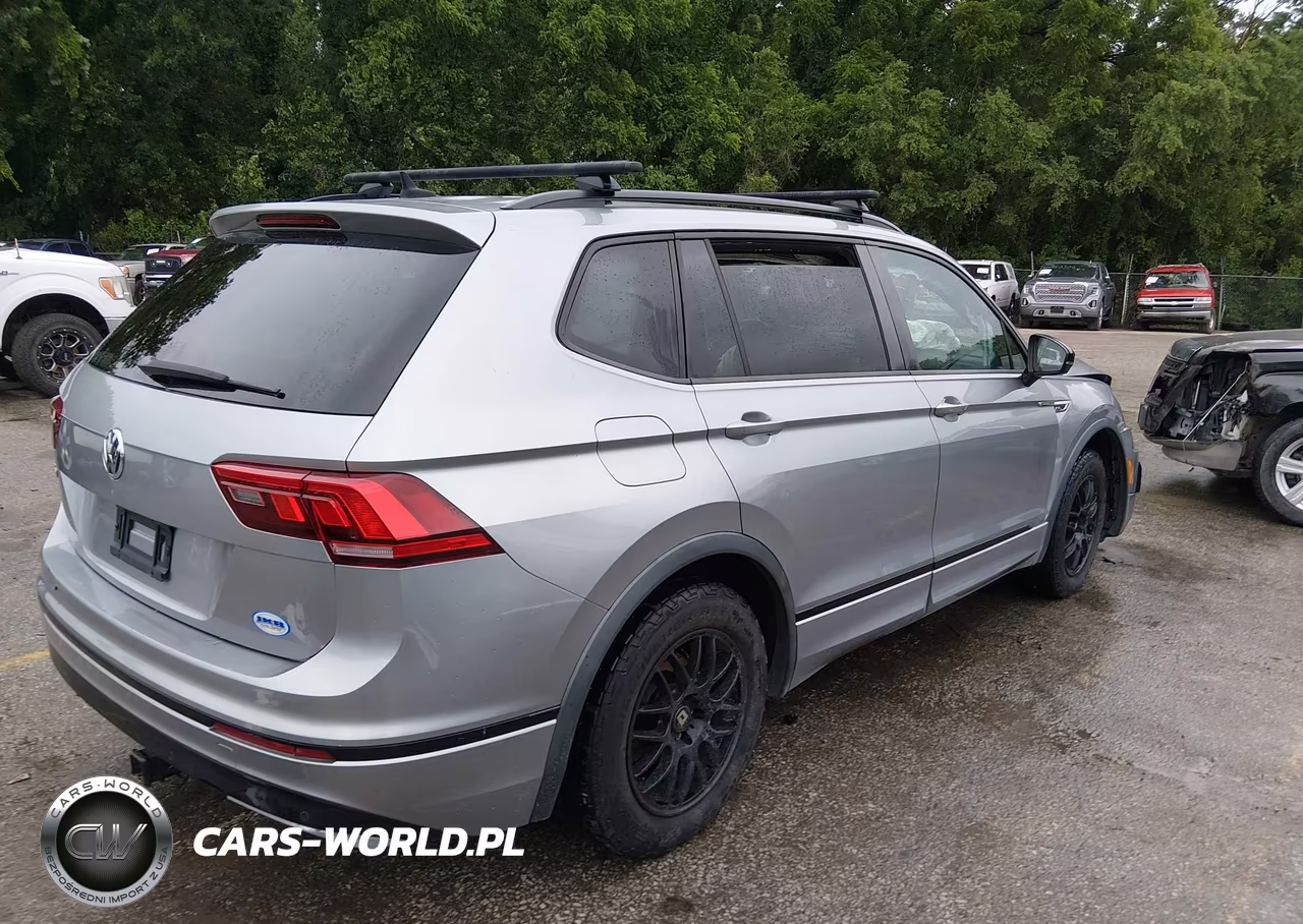 2020 Volkswagen Tiguan 2.0T Se-2.0T Se R-Line Black-2.0T Sel VIN:3VV3B7AX2LM105914 - 4
