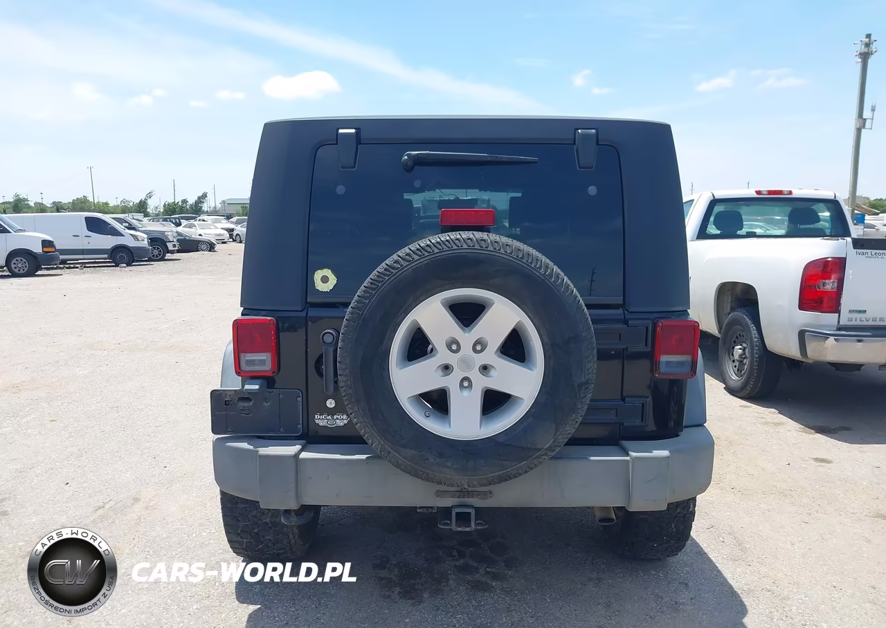 2009 Jeep Wrangler Unlimited X VIN:1J4GA39149L762312 - 16