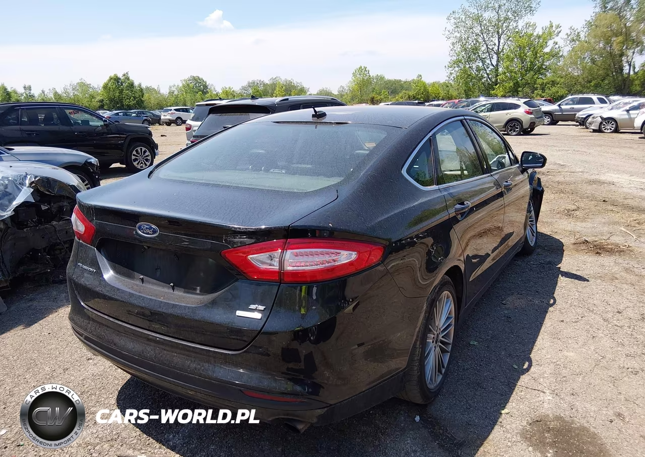 2015 Ford Fusion Se VIN:3FA6P0HD0FR277582 - 4