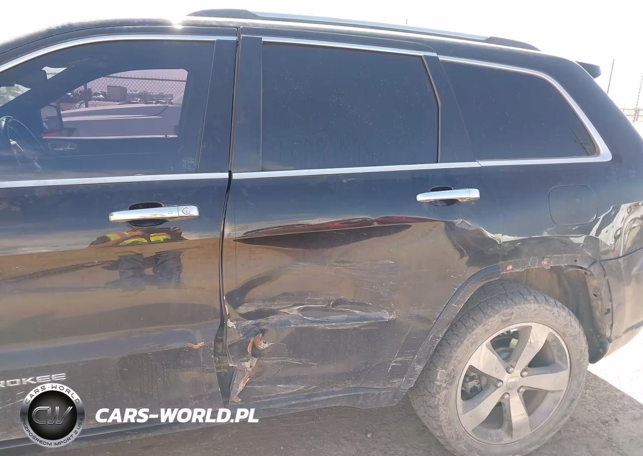 2015 Jeep Grand Cherokee Overland VIN:1C4RJECG8FC615123 - 6