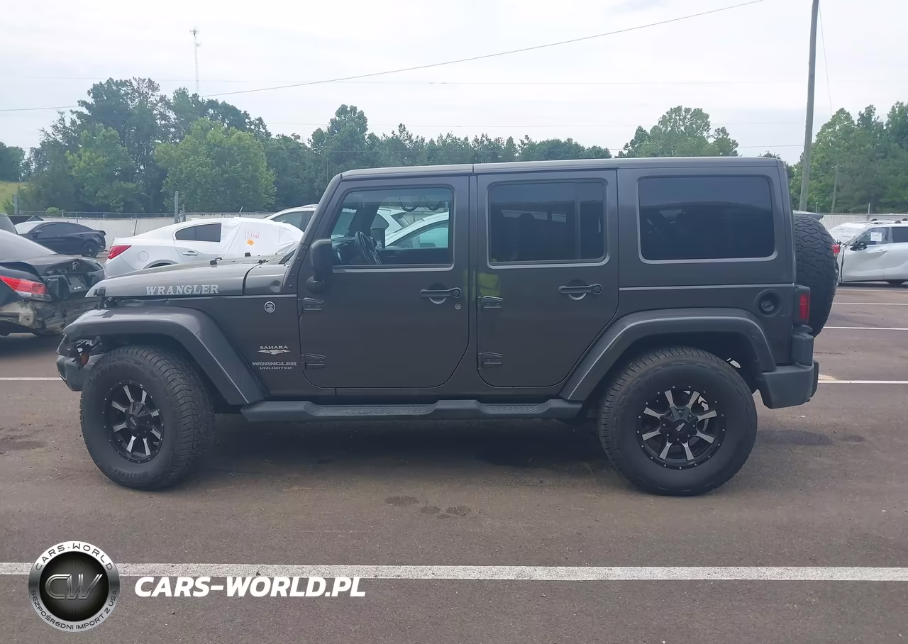 2014 Jeep Wrangler Unlimited Sahara VIN:1C4BJWEG8EL296289 - 14