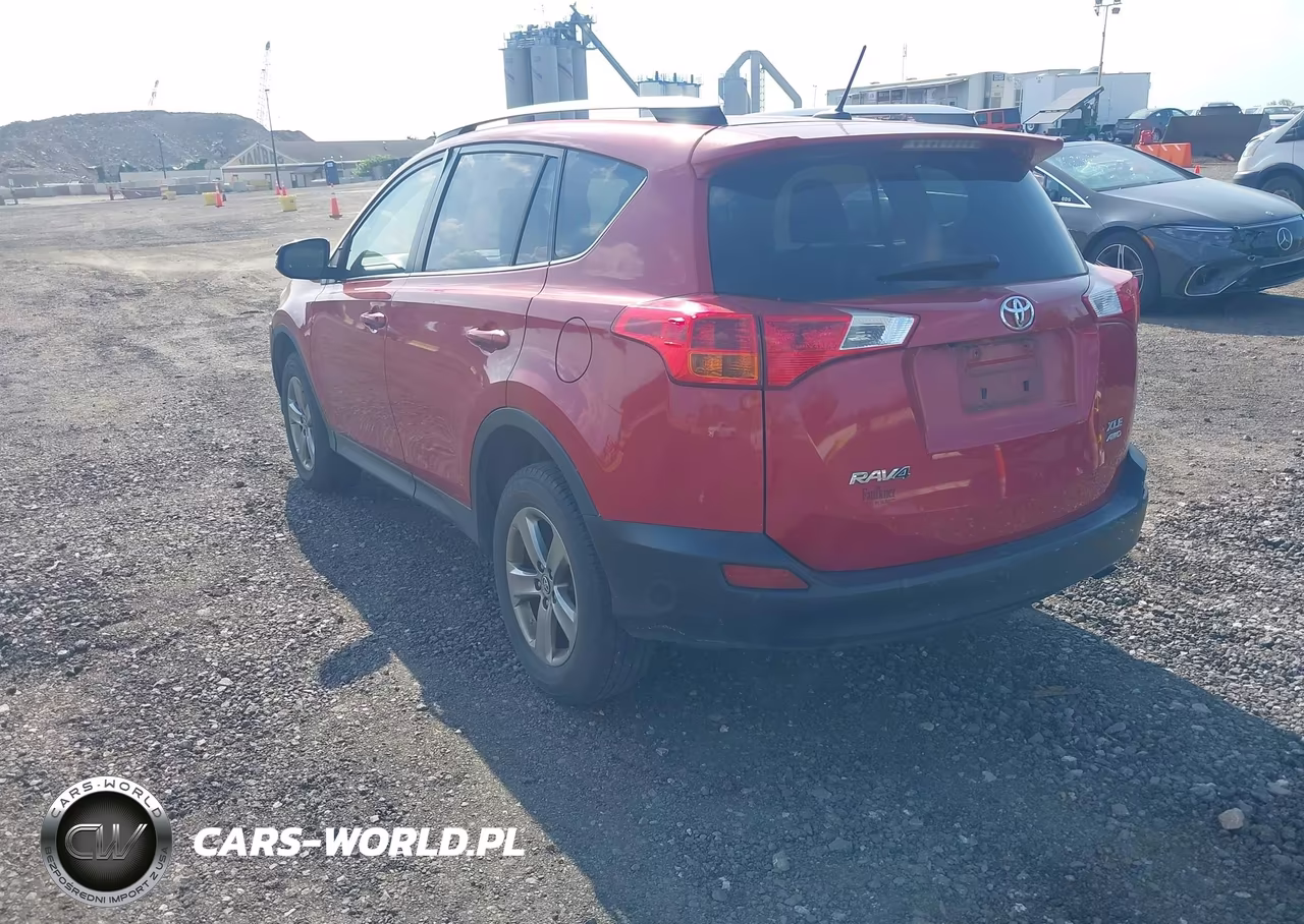 2015 Toyota Rav4 Xle VIN:JTMRFREV8FD169019 - 3