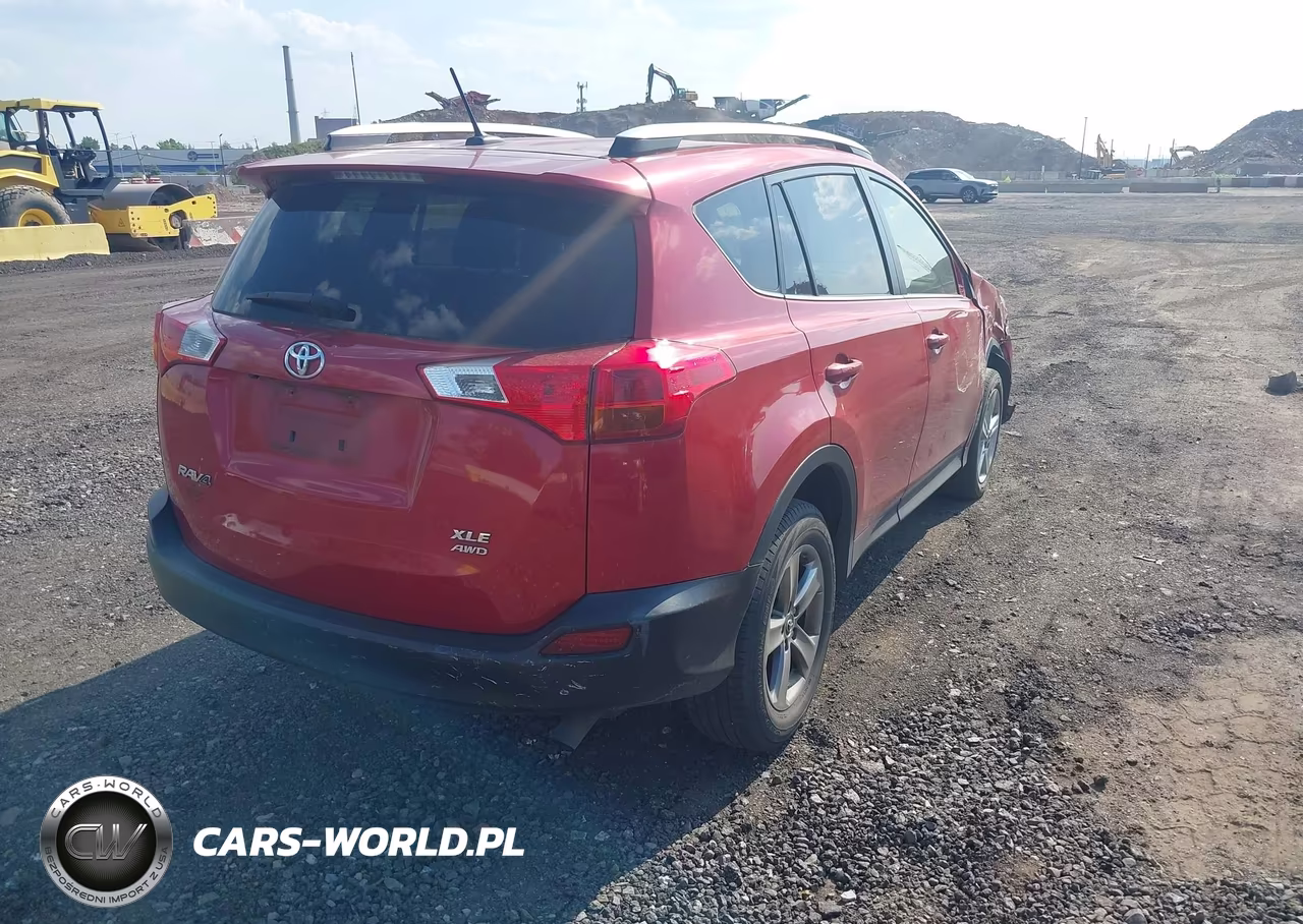 2015 Toyota Rav4 Xle VIN:JTMRFREV8FD169019 - 4