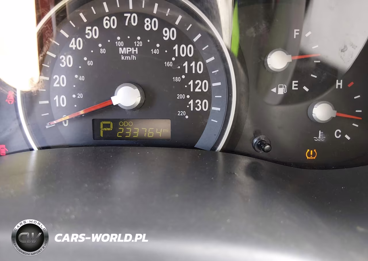 2011 Kia Sedona Lx VIN:KNDMG4C7XB6373303 - 15
