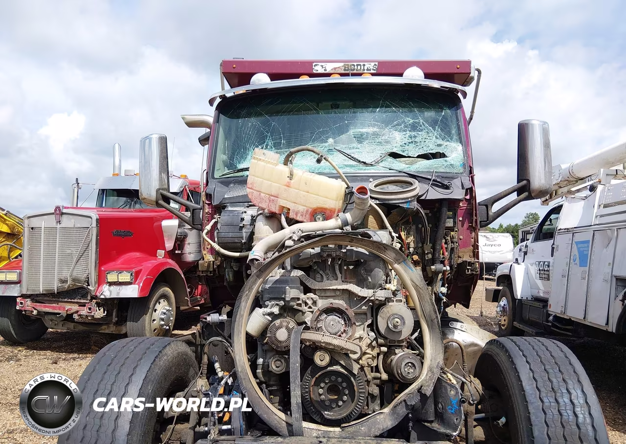 2021 Peterbilt 567 VIN:1NPCLPTX2MD761660 - 11