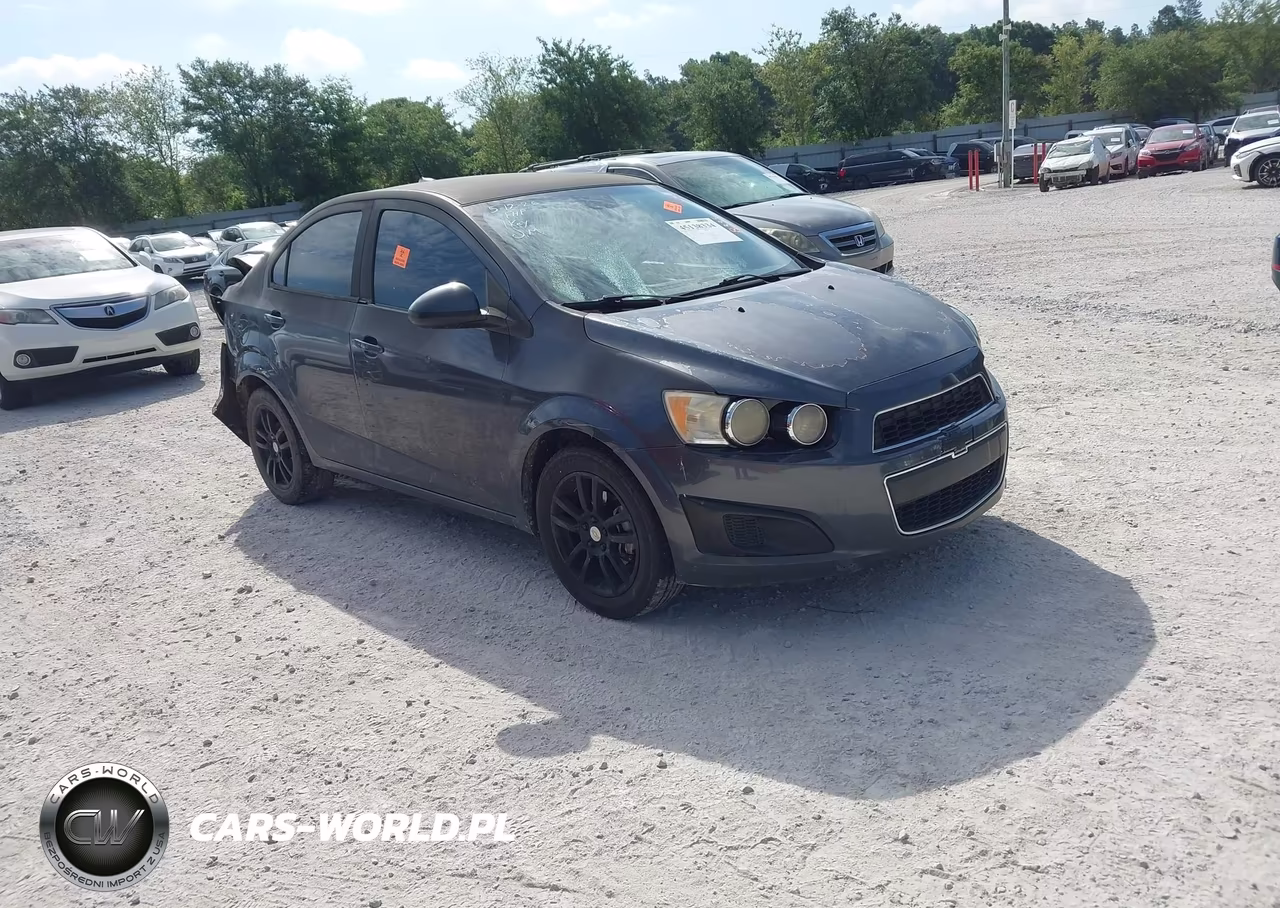 2013 Chevrolet Sonic Ls Auto