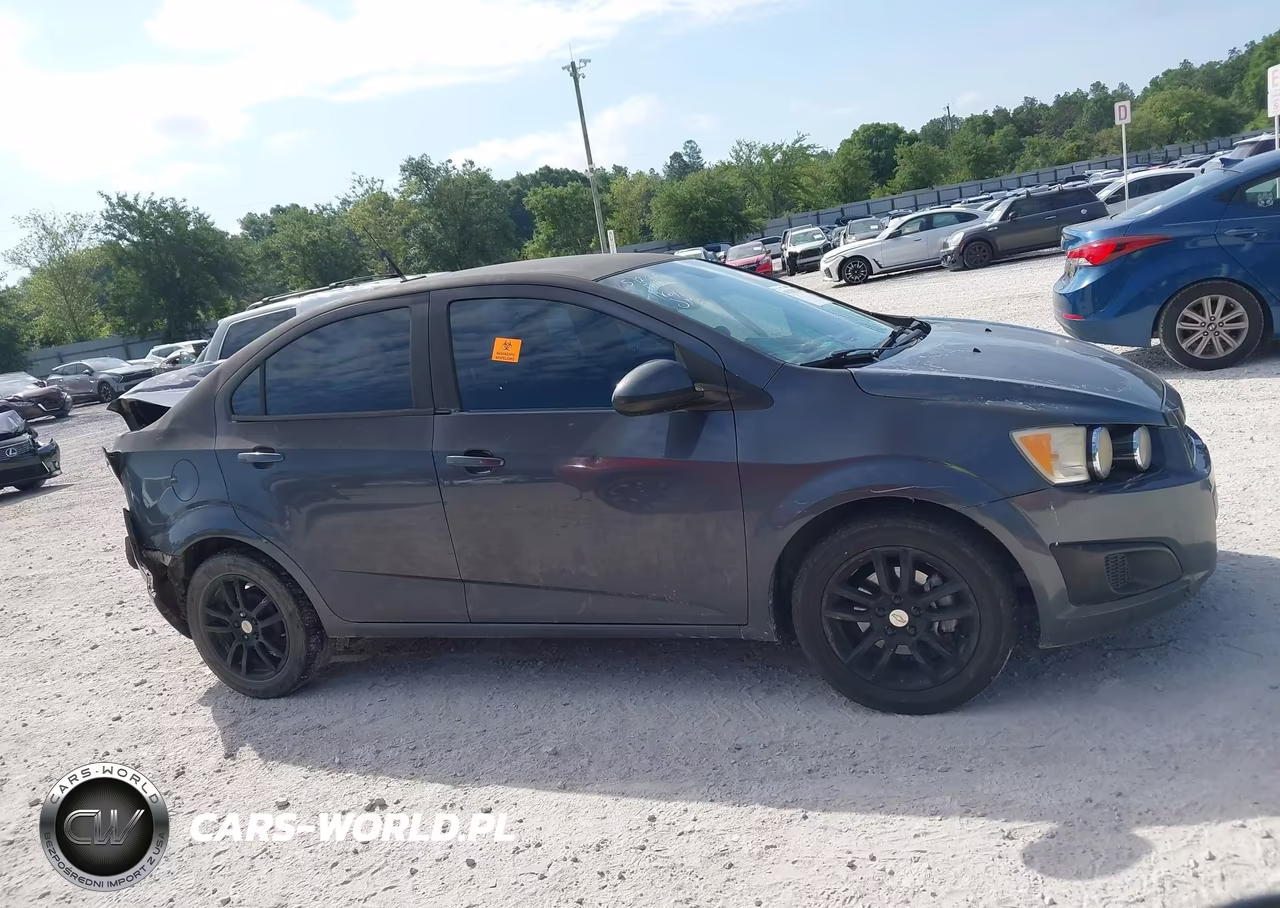 2013 Chevrolet Sonic Ls Auto VIN:1G1JA5SH6D4111872 - 13