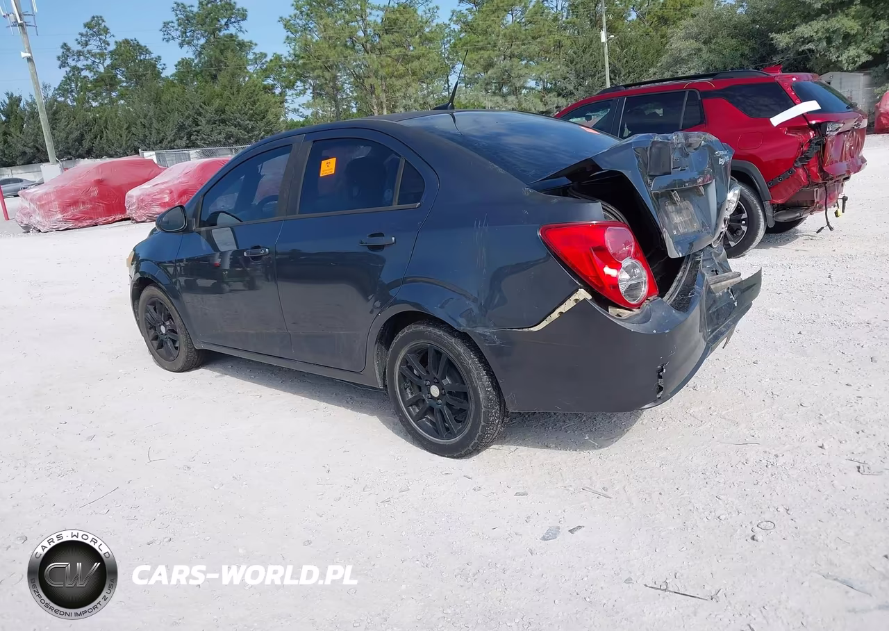 2013 Chevrolet Sonic Ls Auto VIN:1G1JA5SH6D4111872 - 3