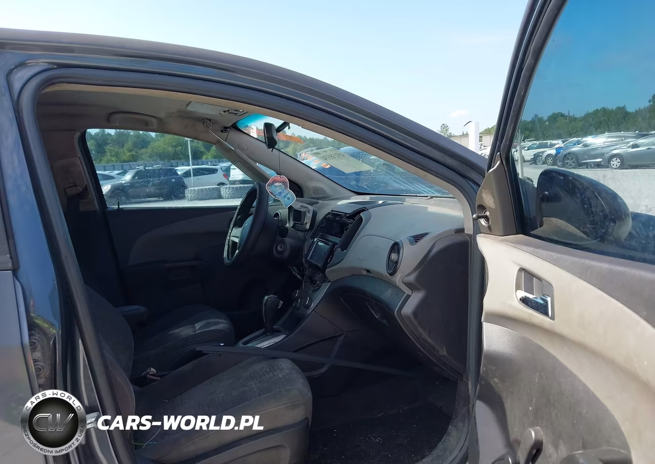 2013 Chevrolet Sonic Ls Auto VIN:1G1JA5SH6D4111872 - 5