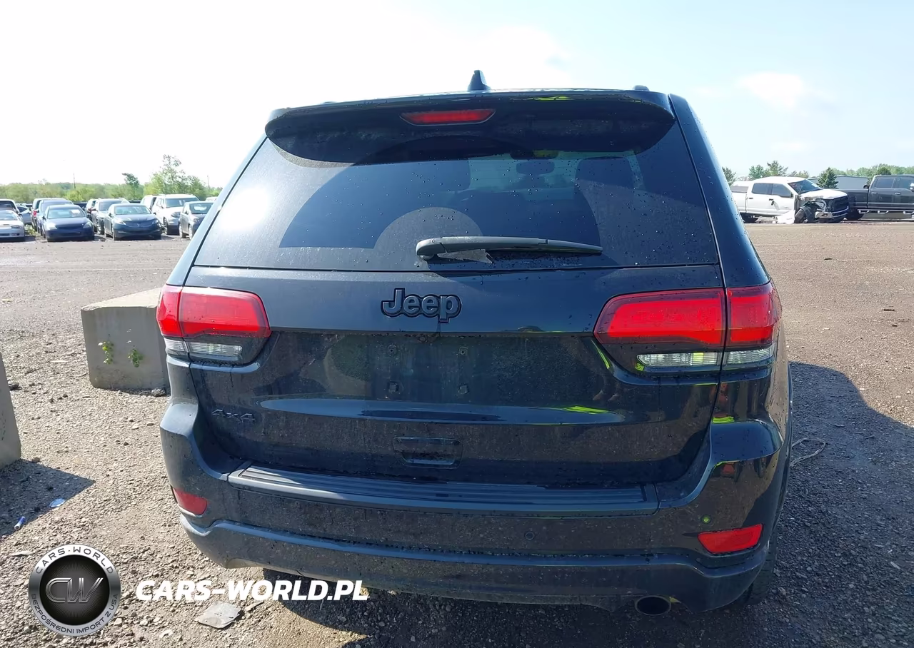 2020 Jeep Grand Cherokee Altitude 4X4 VIN:1C4RJFAG6LC425602 - 16