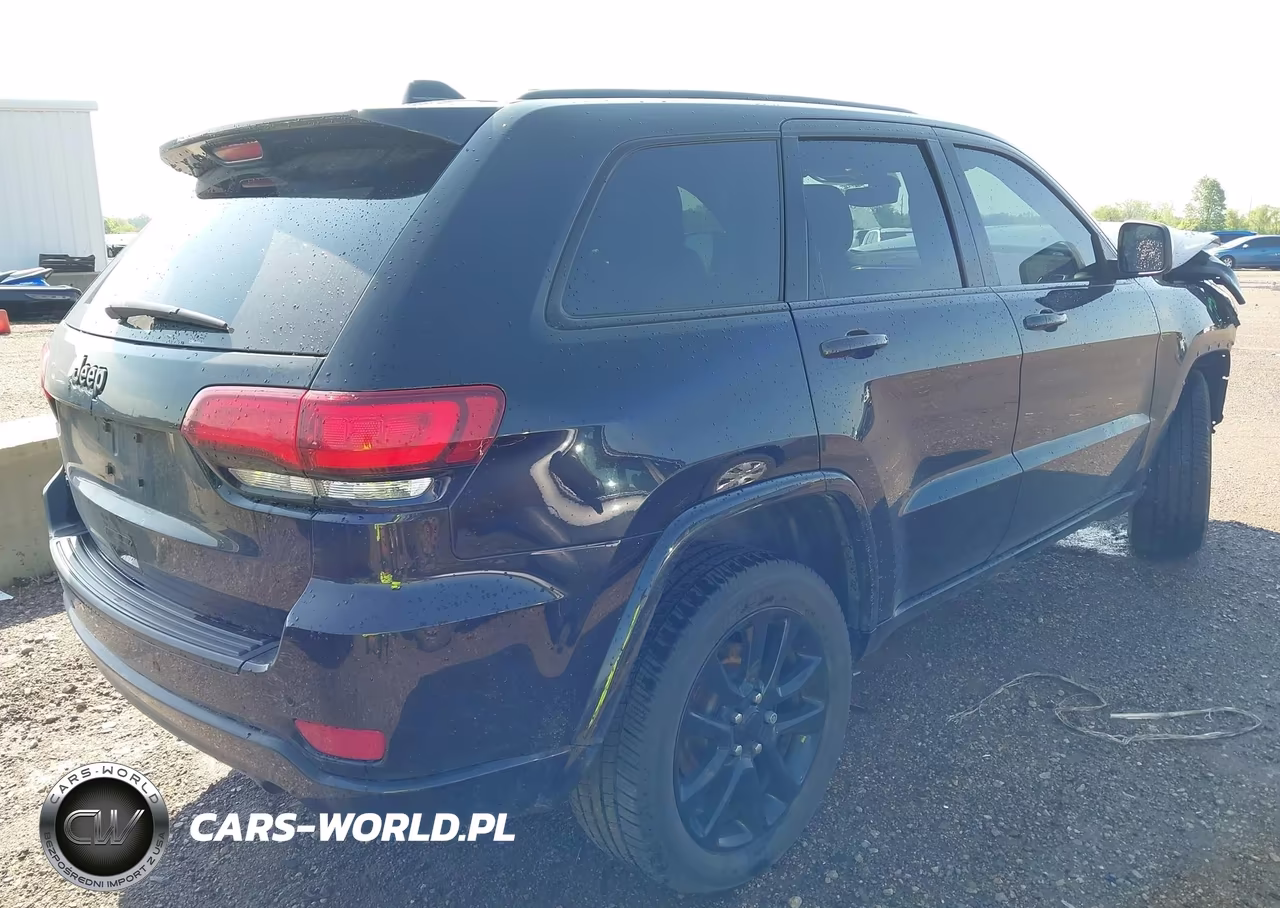 2020 Jeep Grand Cherokee Altitude 4X4 VIN:1C4RJFAG6LC425602 - 4