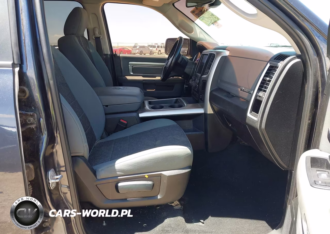 2019 Ram 1500 Classic Big Horn 4X4 5'7 Box VIN:1C6RR7LT0KS558893 - 5
