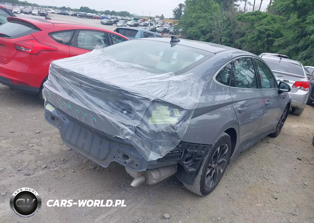 2025 Hyundai Sonata Sel VIN:KMHL64JA8SA467184 - 4