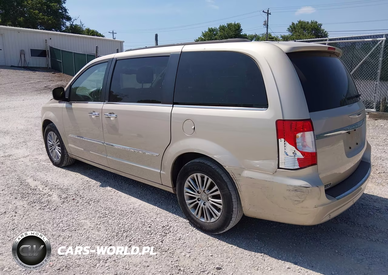 2013 Chrysler Town & Country Touring-L VIN:2C4RC1CG9DR777155 - 3