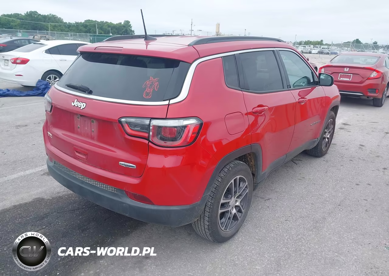 2019 Jeep Compass Latitude Fwd VIN:3C4NJCBB8KT706190 - 4