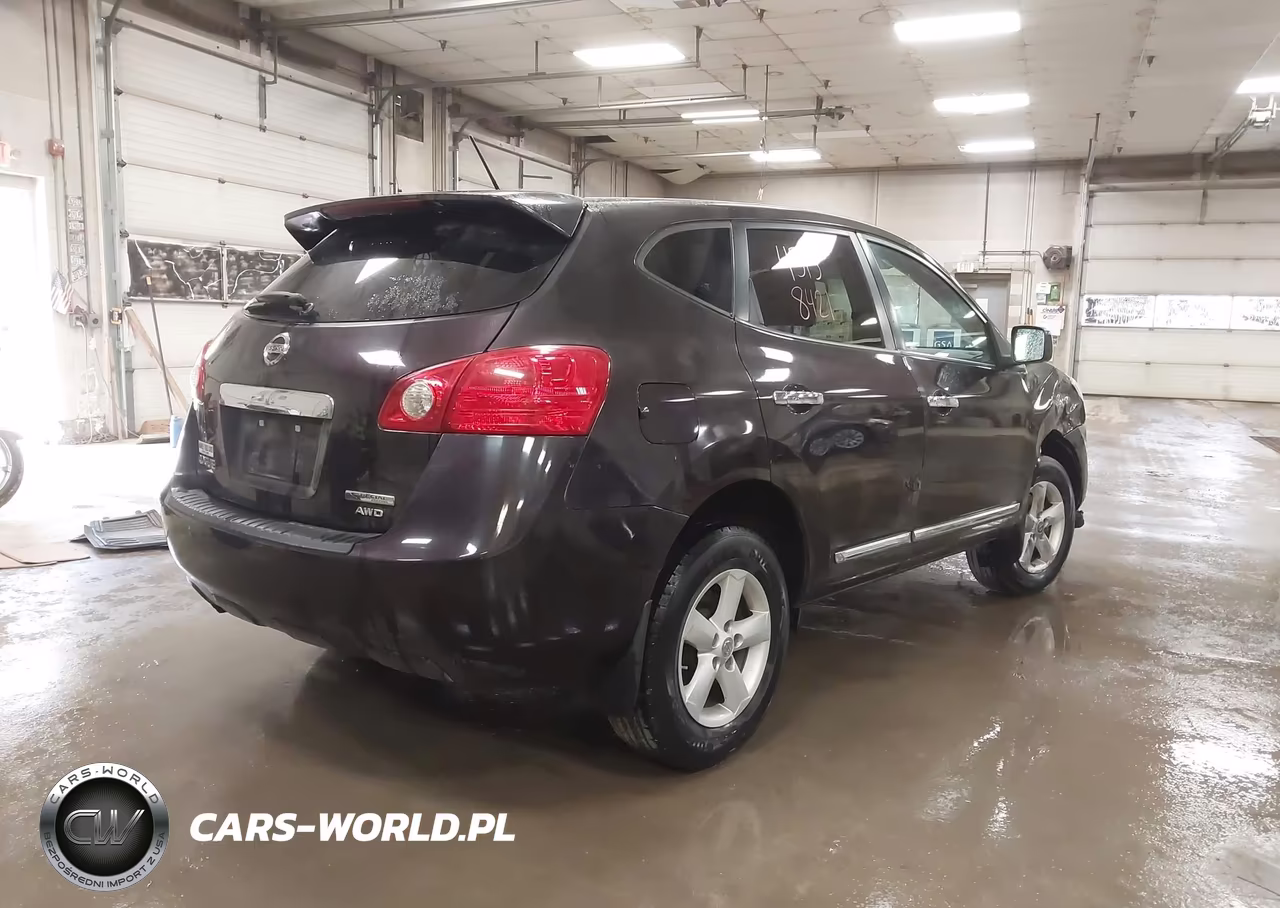 2013 Nissan Rogue S VIN:JN8AS5MV8DW140841 - 4