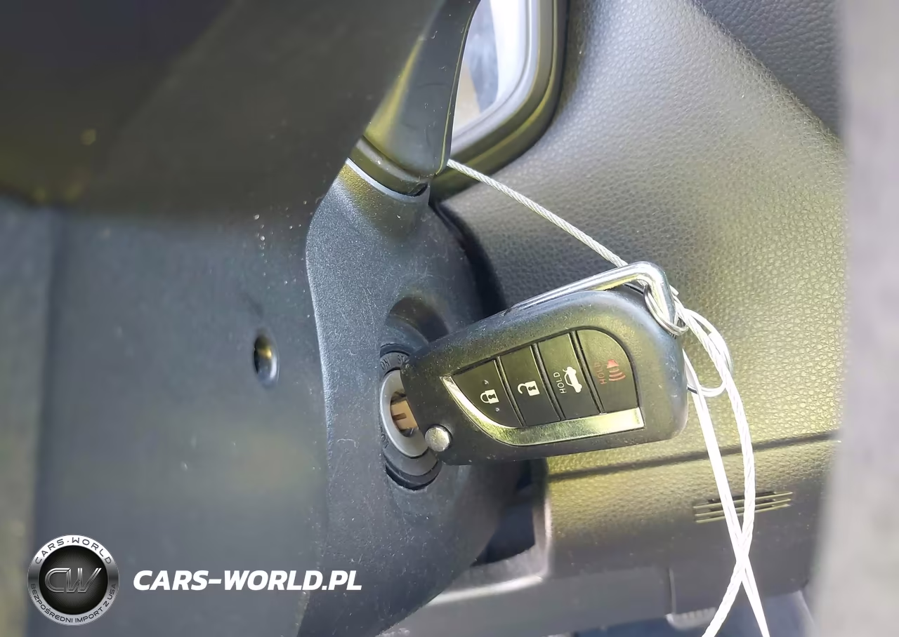 2020 Toyota Corolla Le VIN:5YFEPRAE7LP089186 - 11
