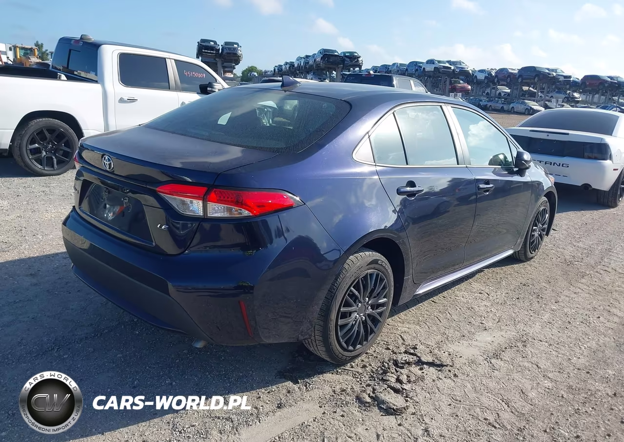 2020 Toyota Corolla Le VIN:5YFEPRAE7LP089186 - 4