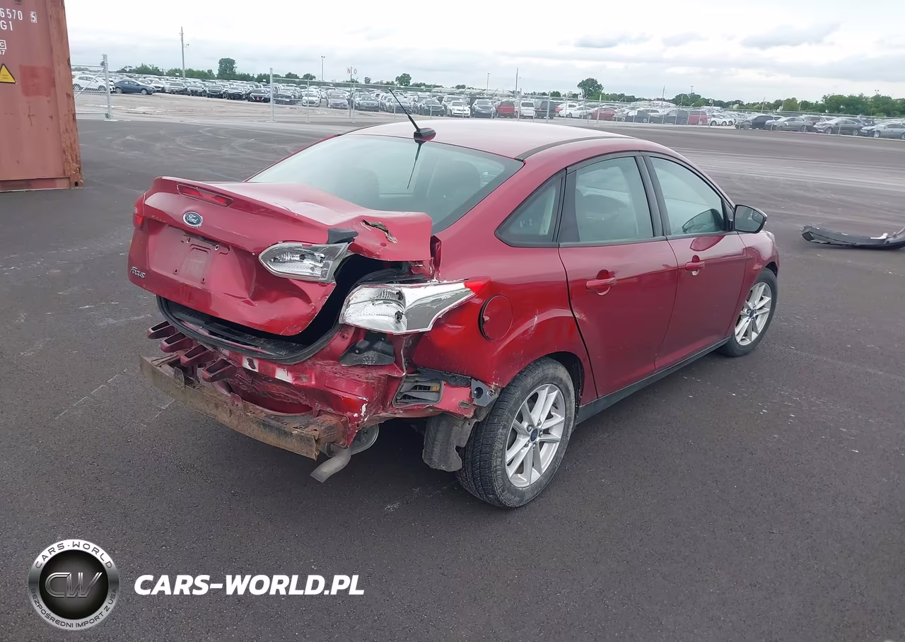 FORD FOCUS VIN:1FADP3F21FL287398 - 4