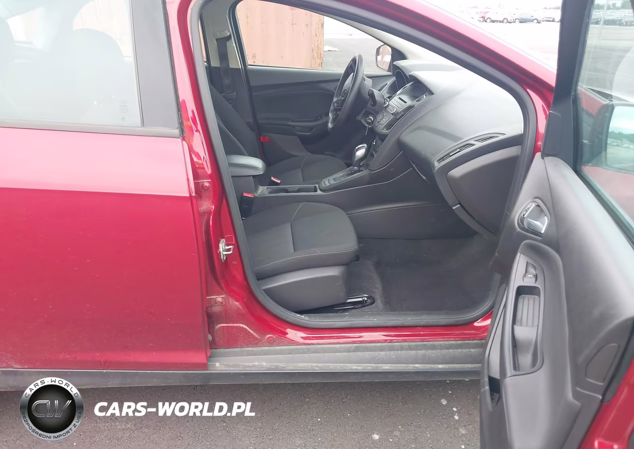FORD FOCUS VIN:1FADP3F21FL287398 - 5