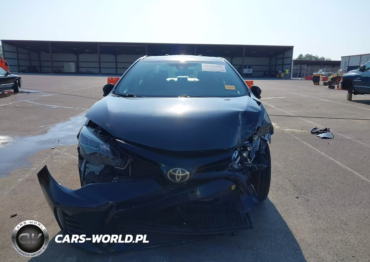2017 Toyota Corolla Xse VIN:5YFBURHE7HP693300 - 13