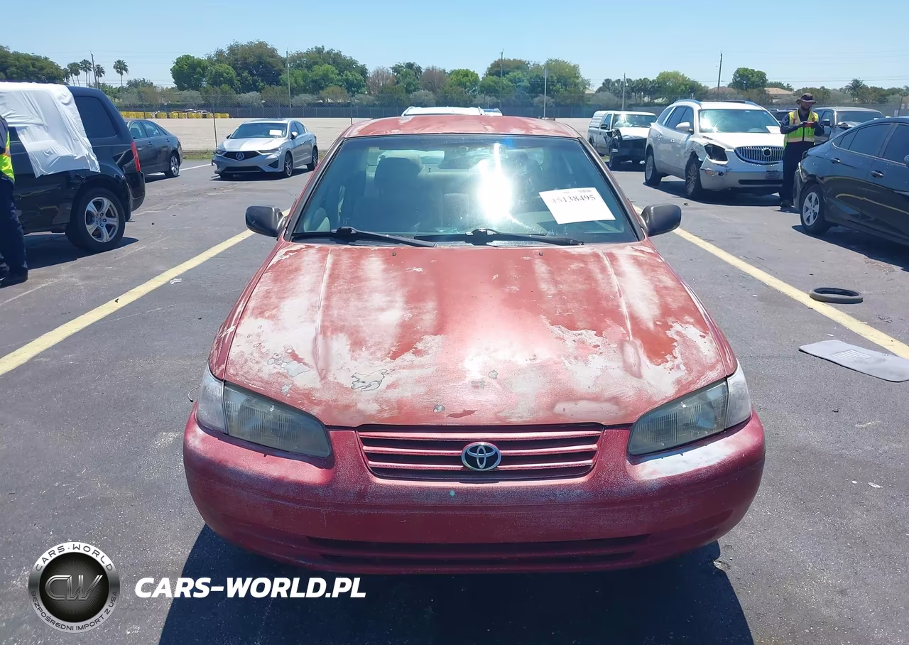 1997 Toyota Camry Le VIN:4T1BG22K5VU073018 - 12