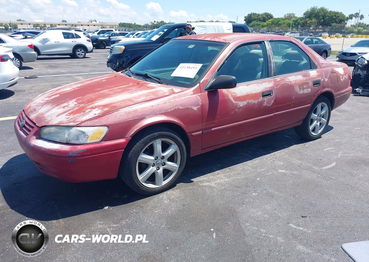 1997 Toyota Camry Le VIN:4T1BG22K5VU073018 - 2