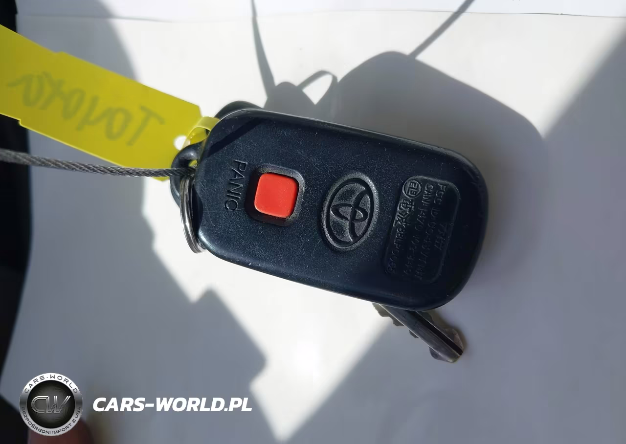 2002 Toyota Camry Le VIN:4T1BE32K72U022871 - 11
