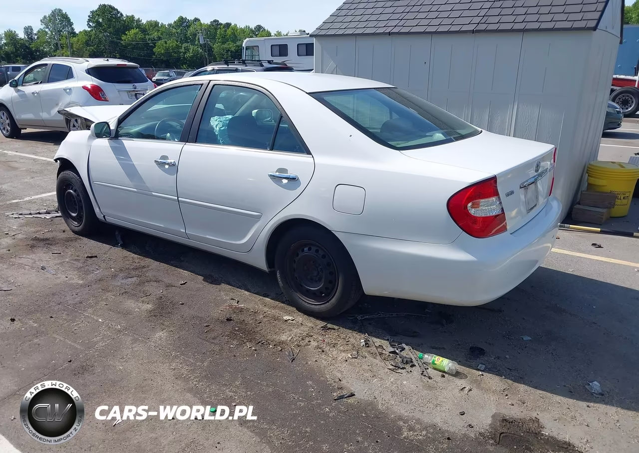 2002 Toyota Camry Le VIN:4T1BE32K72U022871 - 3