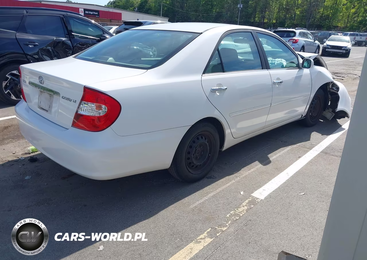 2002 Toyota Camry Le VIN:4T1BE32K72U022871 - 4