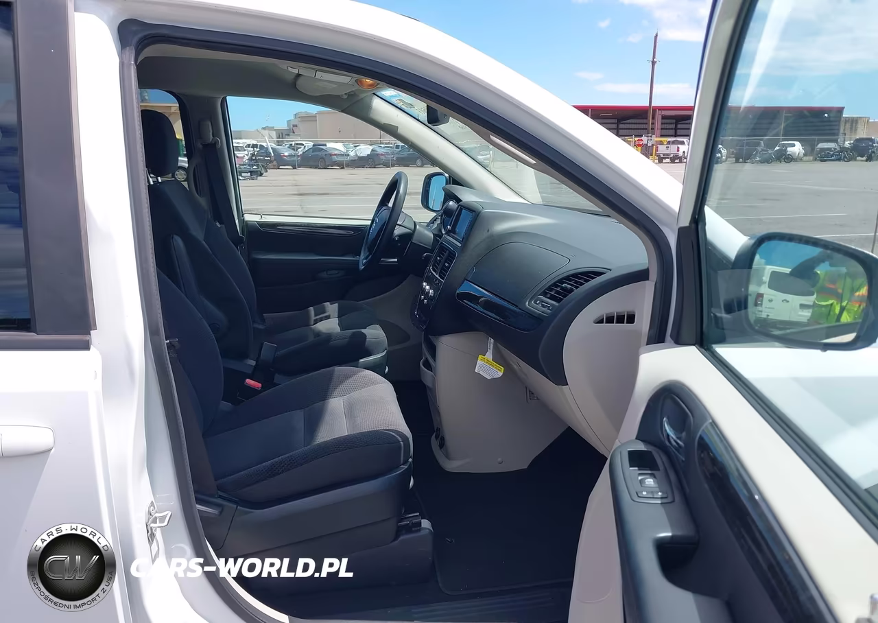 2018 Dodge Grand Caravan Se VIN:2C4RDGBG7JR309907 - 5