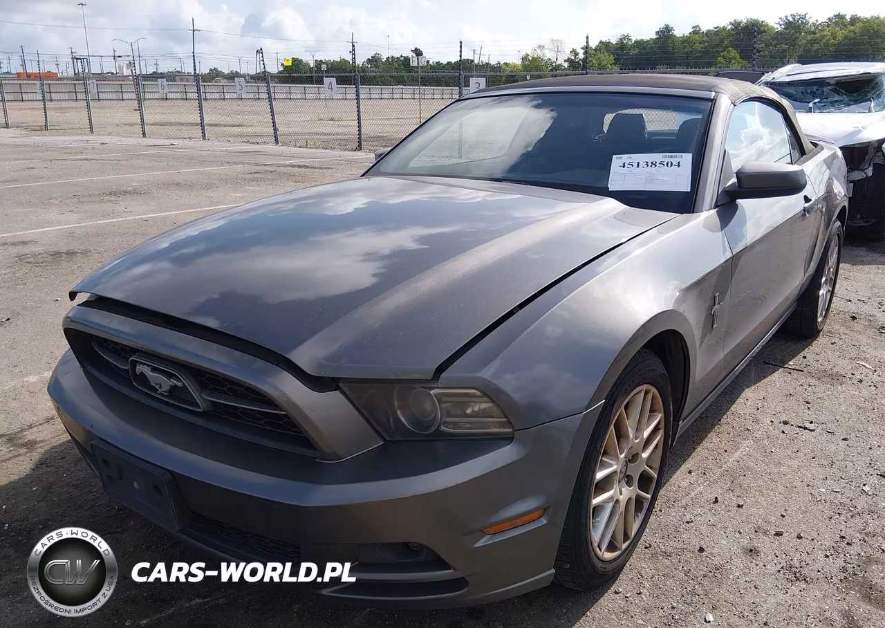 2013 Ford Mustang V6 Premium VIN:1ZVBP8EM7D5220496 - 2