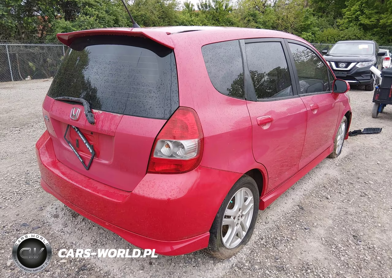2007 Honda Fit Sport VIN:JHMGD38677S053014 - 4