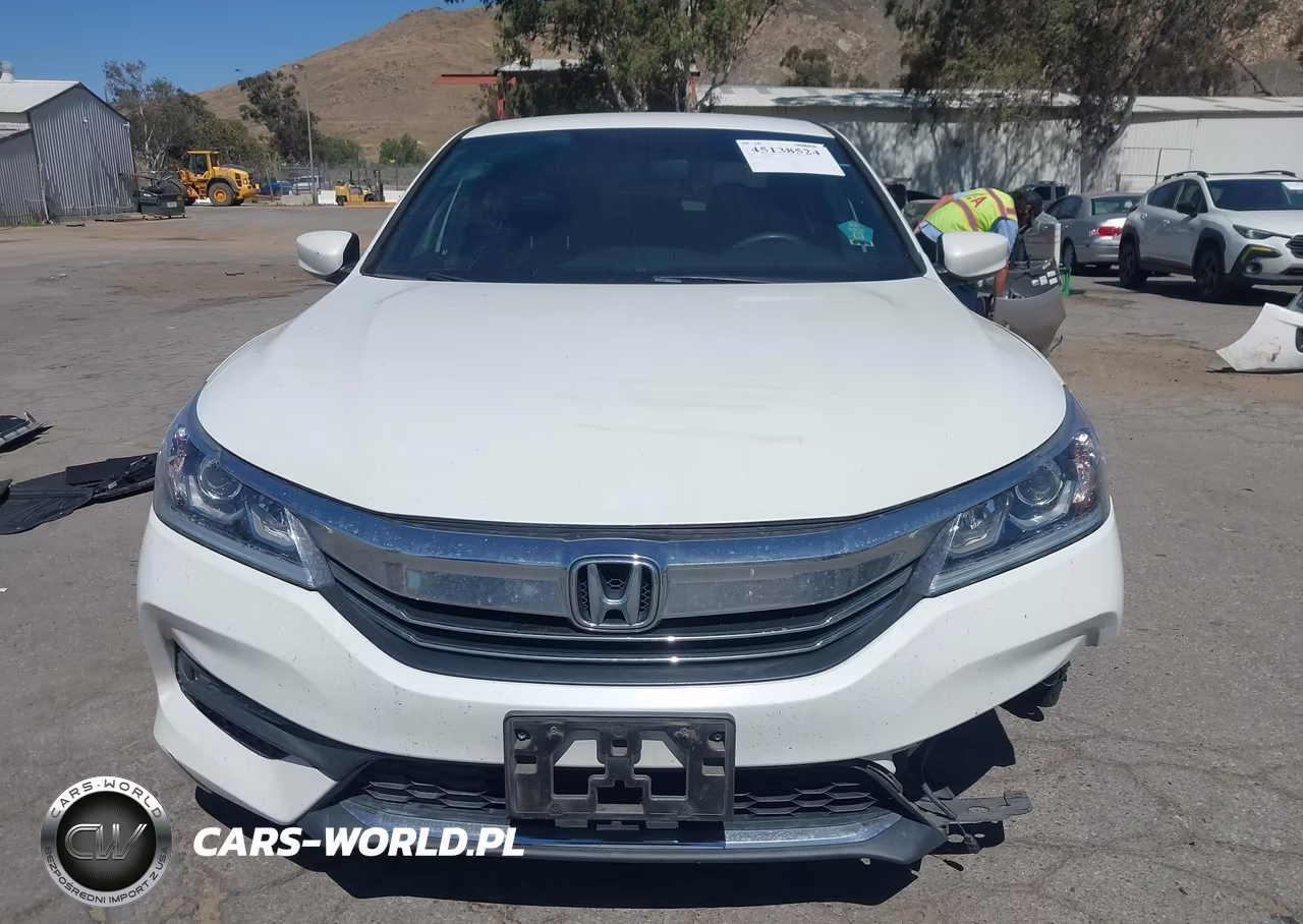 2017 Honda Accord Sport VIN:1HGCR2F50HA129218 - 13
