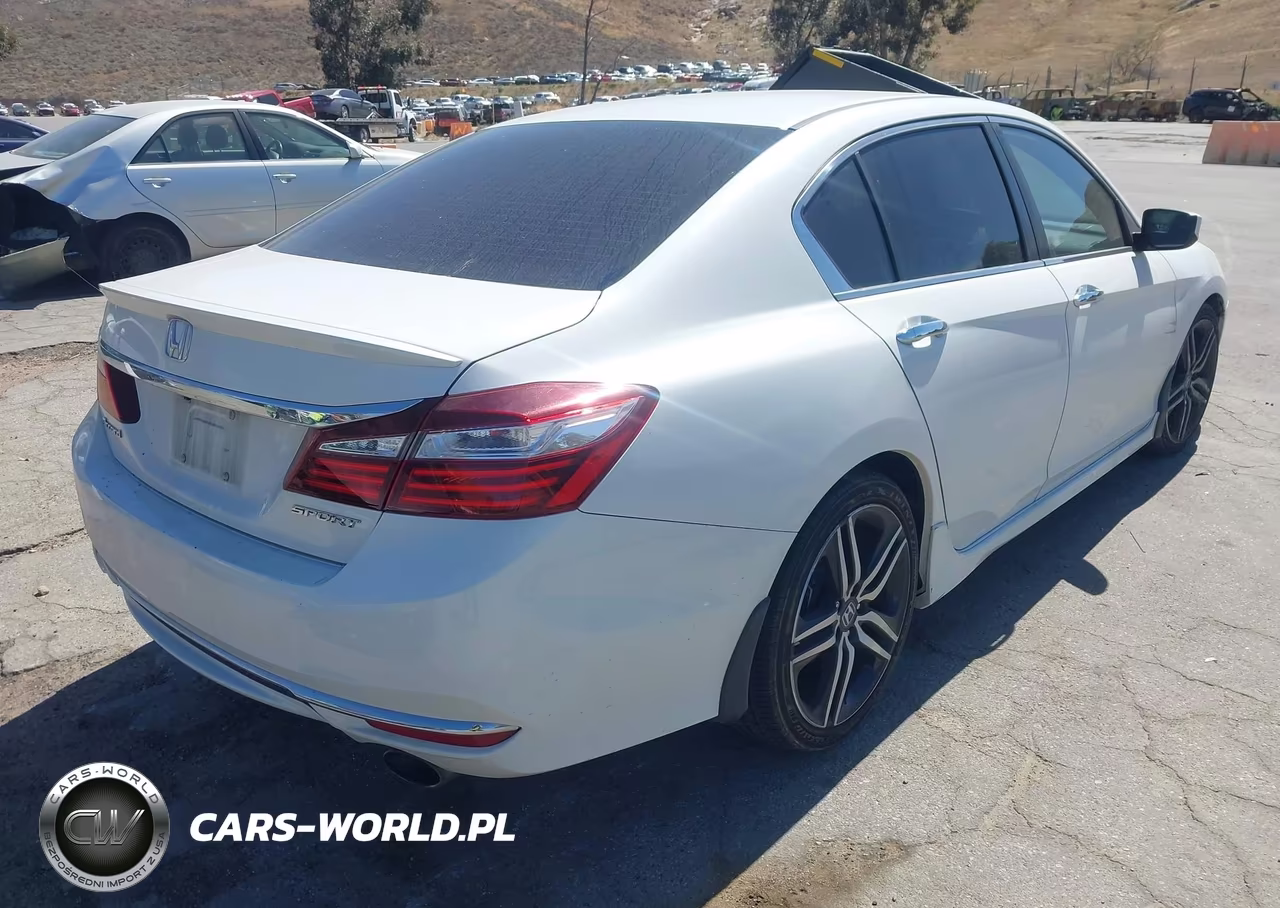 2017 Honda Accord Sport VIN:1HGCR2F50HA129218 - 4