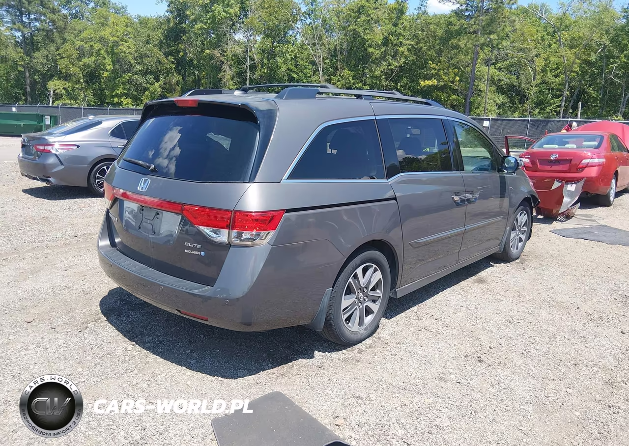 2016 Honda Odyssey Touring-Touring Elite VIN:5FNRL5H96GB146106 - 4