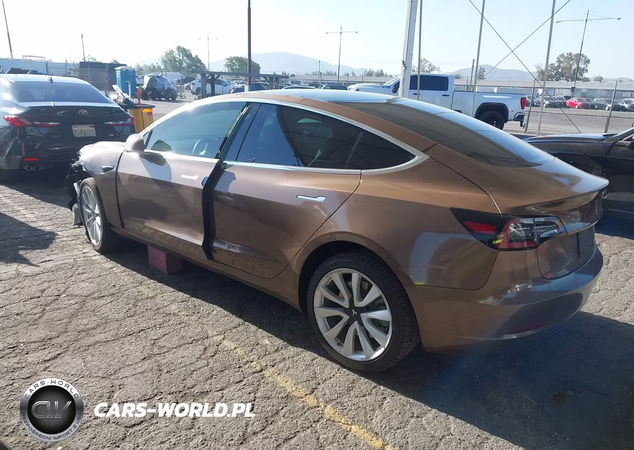 2020 Tesla Model 3 Standard Range Plus Rear-Wheel Drive-Standard Range Rear-Wheel Drive VIN:5YJ3E1EA6LF708894 - 3