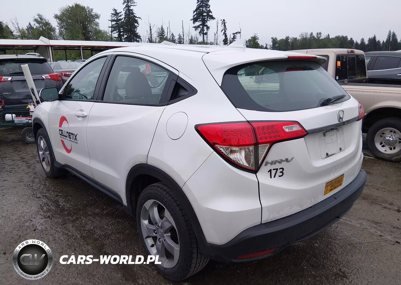 2022 Honda Hr-V Awd Lx VIN:3CZRU6H35NM745242 - 3