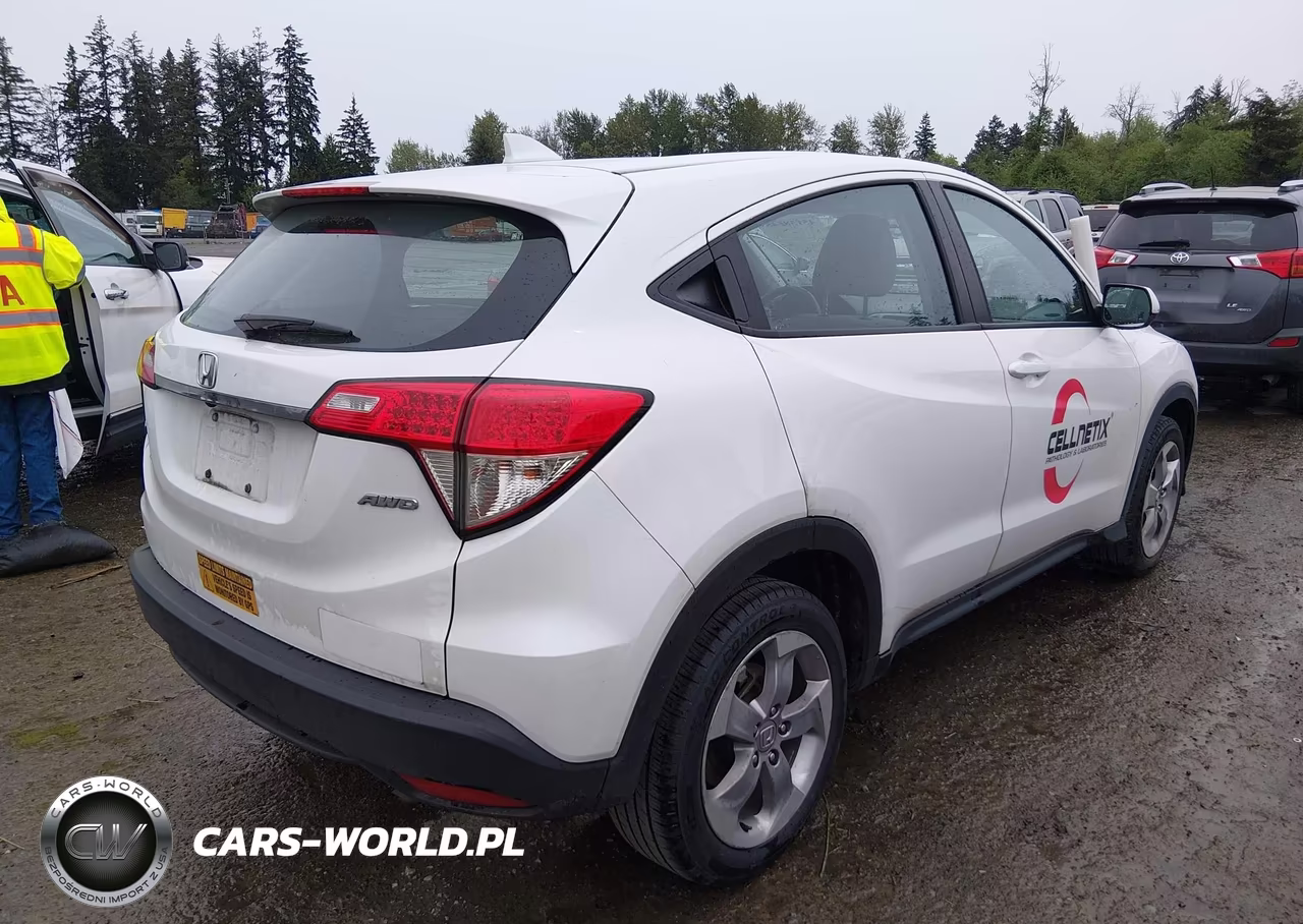 2022 Honda Hr-V Awd Lx VIN:3CZRU6H35NM745242 - 4