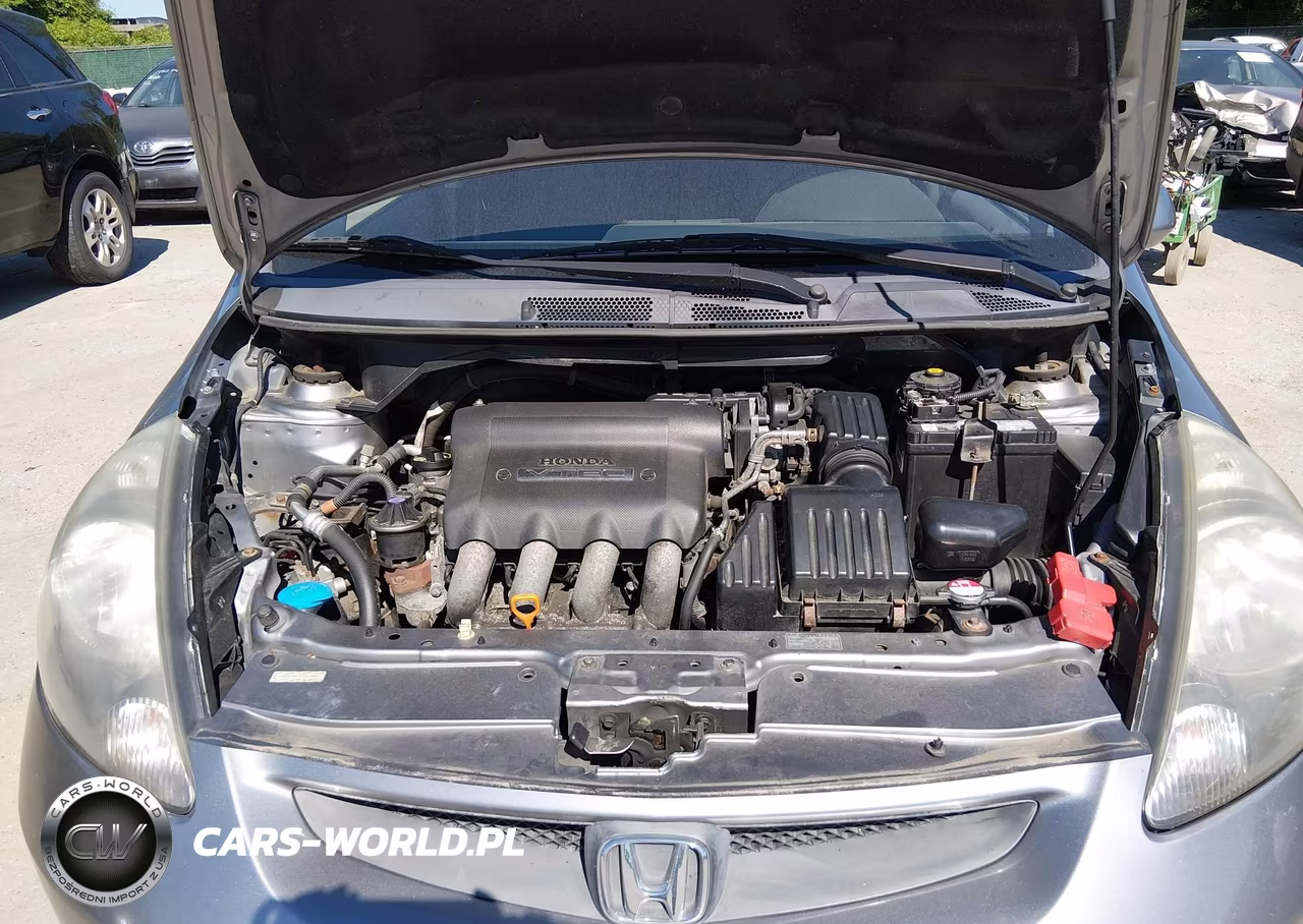 2007 Honda Fit Sport VIN:JHMGD38617S018940 - 10