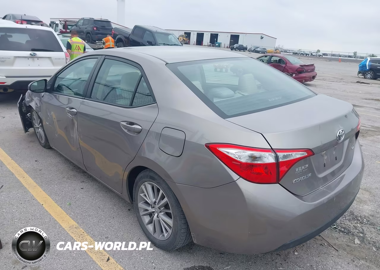 2014 Toyota Corolla Le Plus VIN:5YFBURHE0EP117785 - 3